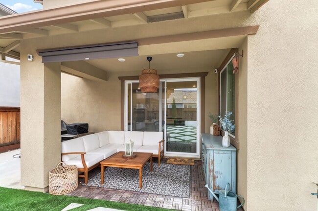 Building Photo - Beautiful 4-Bedroom, 3-Bath Home on a Quiet Cul-de-Sac in Woodland