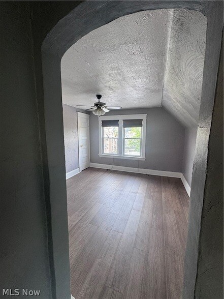 Building Photo - 12337 Chesterfield Ave