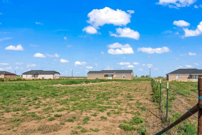 Building Photo - Country Living In Roosevelt ISD!