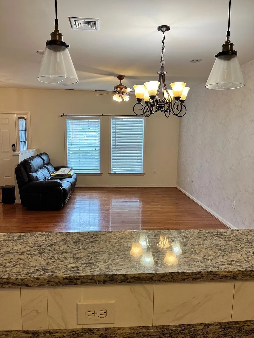 Building Photo - 4461 Riverview Ln