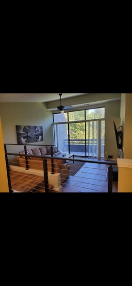 Building Photo - 11556 Rolling Green Ct