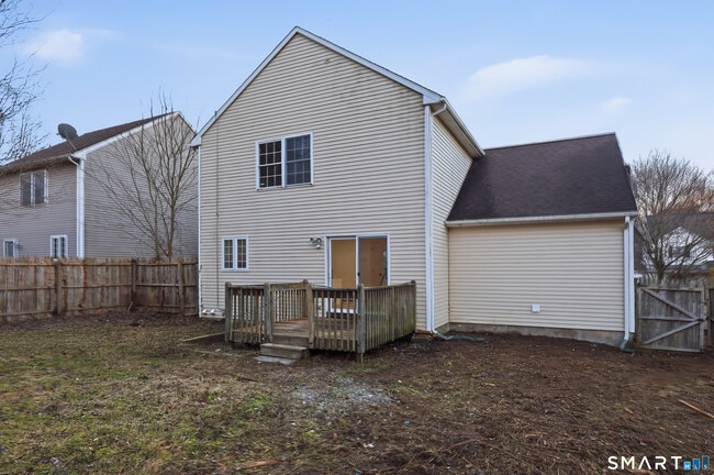 Building Photo - 70 Victoria Ct