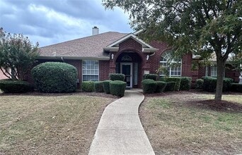 Building Photo - 2514 Chapel Hill Dr