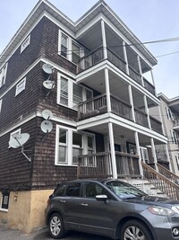 Building Photo - 28 Fawndale Rd