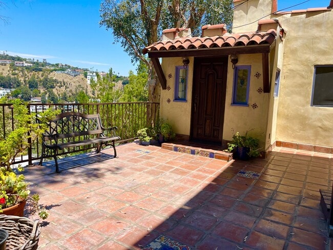 Building Photo - Excellent two Story Spanish style home located just minutes away from Sunset Strip