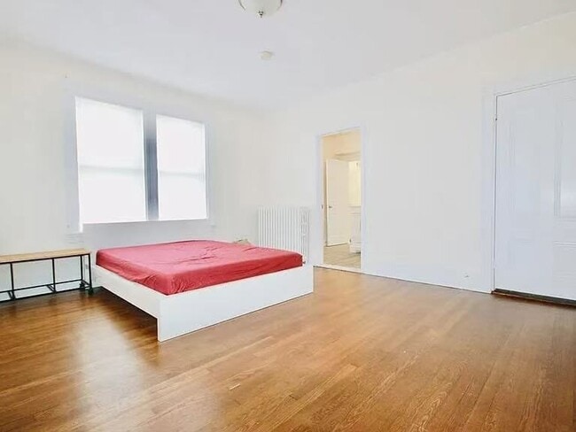 Building Photo - 31 Jefferson St