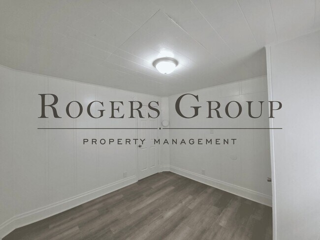 Building Photo - ***$500 Rent Credit Special*** - Homes for rent in Henderson NC - 471 Pettigrew Street - Schedule...