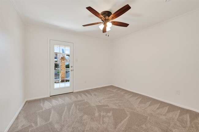 Building Photo - 3770 Lovers Wood Ln