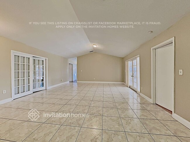 Building Photo - 10105 SW 141st Ct