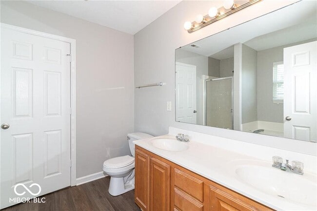 Building Photo - 11817 Shady Meadow Pl
