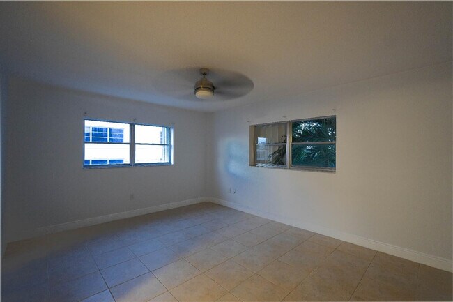 Building Photo - 1075 92nd St