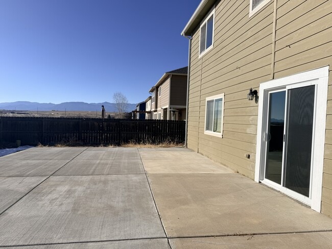 Building Photo - 9545 Sand Myrtle Dr