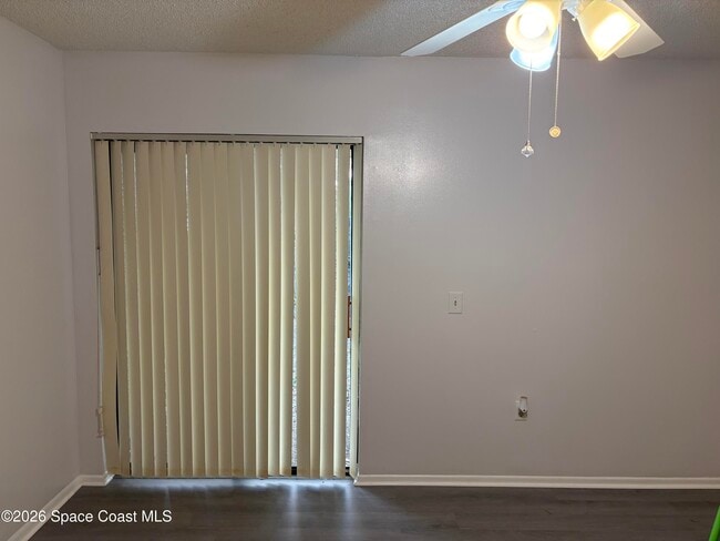 Building Photo - 668 Cedar Side Cir NE