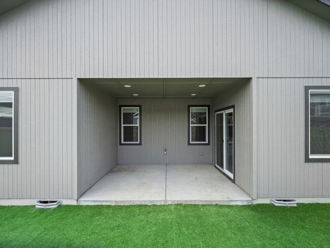 Building Photo - Modern 3BR/2BA Ranch – Living in Spokane