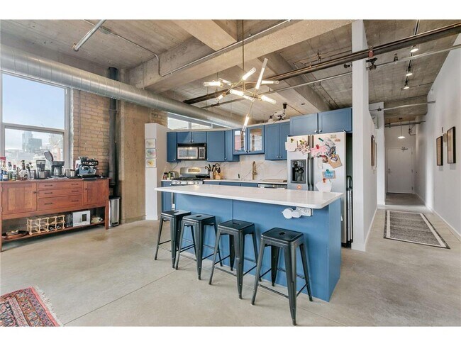 Building Photo - 901 N 3rd St