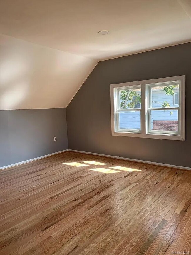 Building Photo - 120 Fairfield Ave