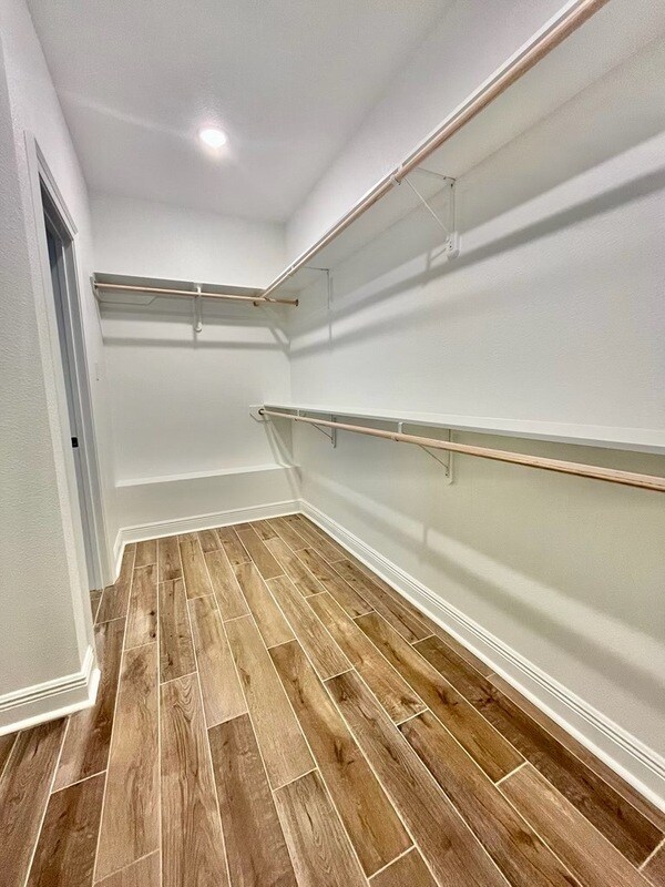 Building Photo - 45 Hydrangea Blvd