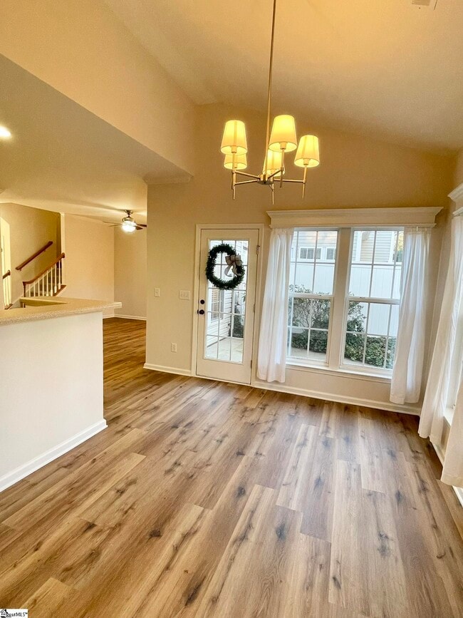Building Photo - 361 Moonstone Dr