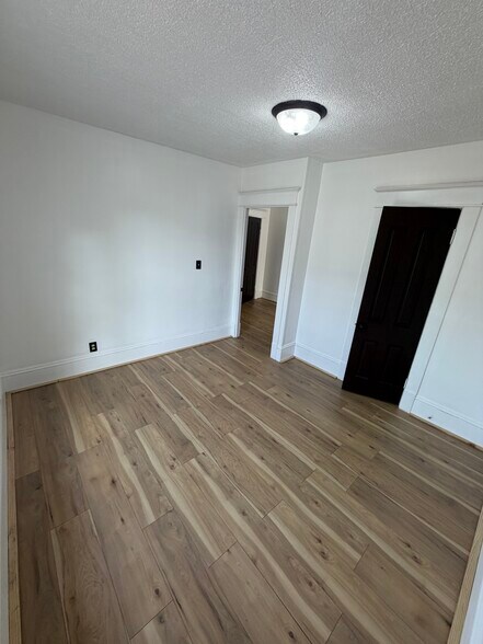Building Photo - 336A Bowen St