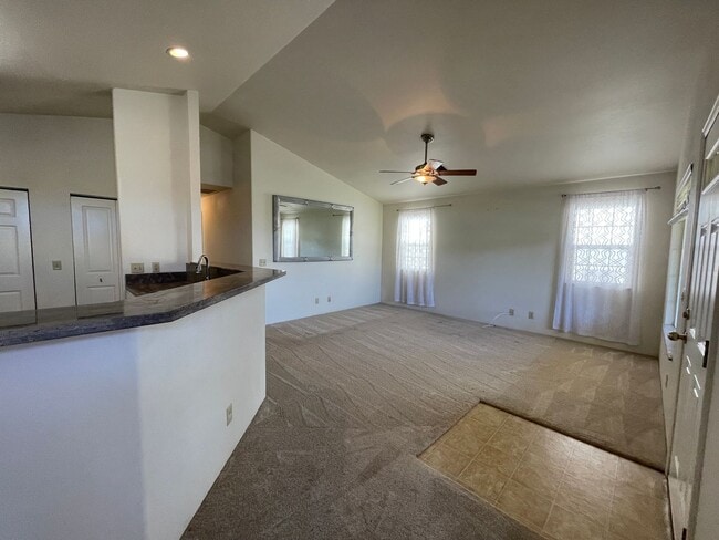Building Photo - Kihei Three Bedroom