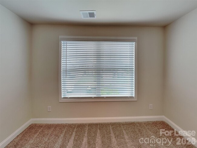 Building Photo - 148 Kingshall Rd