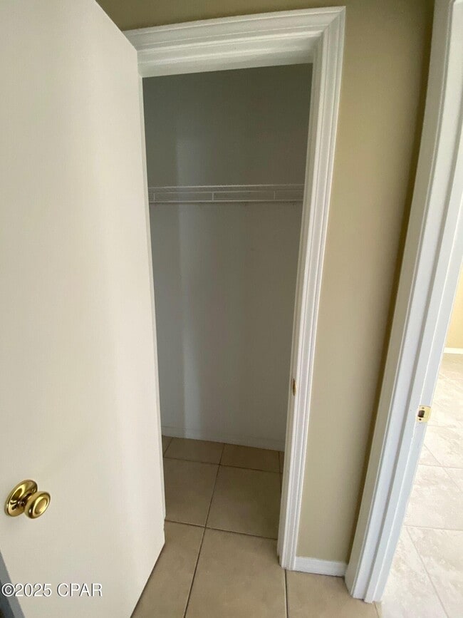 Building Photo - 625 N 9th St