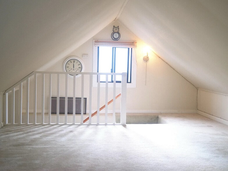 Building Photo - 2414 Clement St