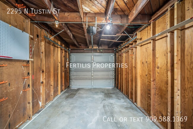 Building Photo - 2295 N Tustin St
