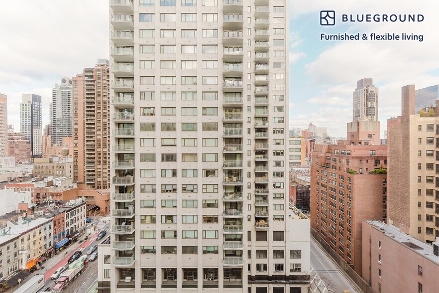 Building Photo - 300 E 57th St