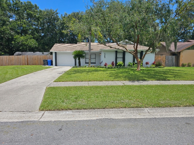 Building Photo - 1703 Newland Pl