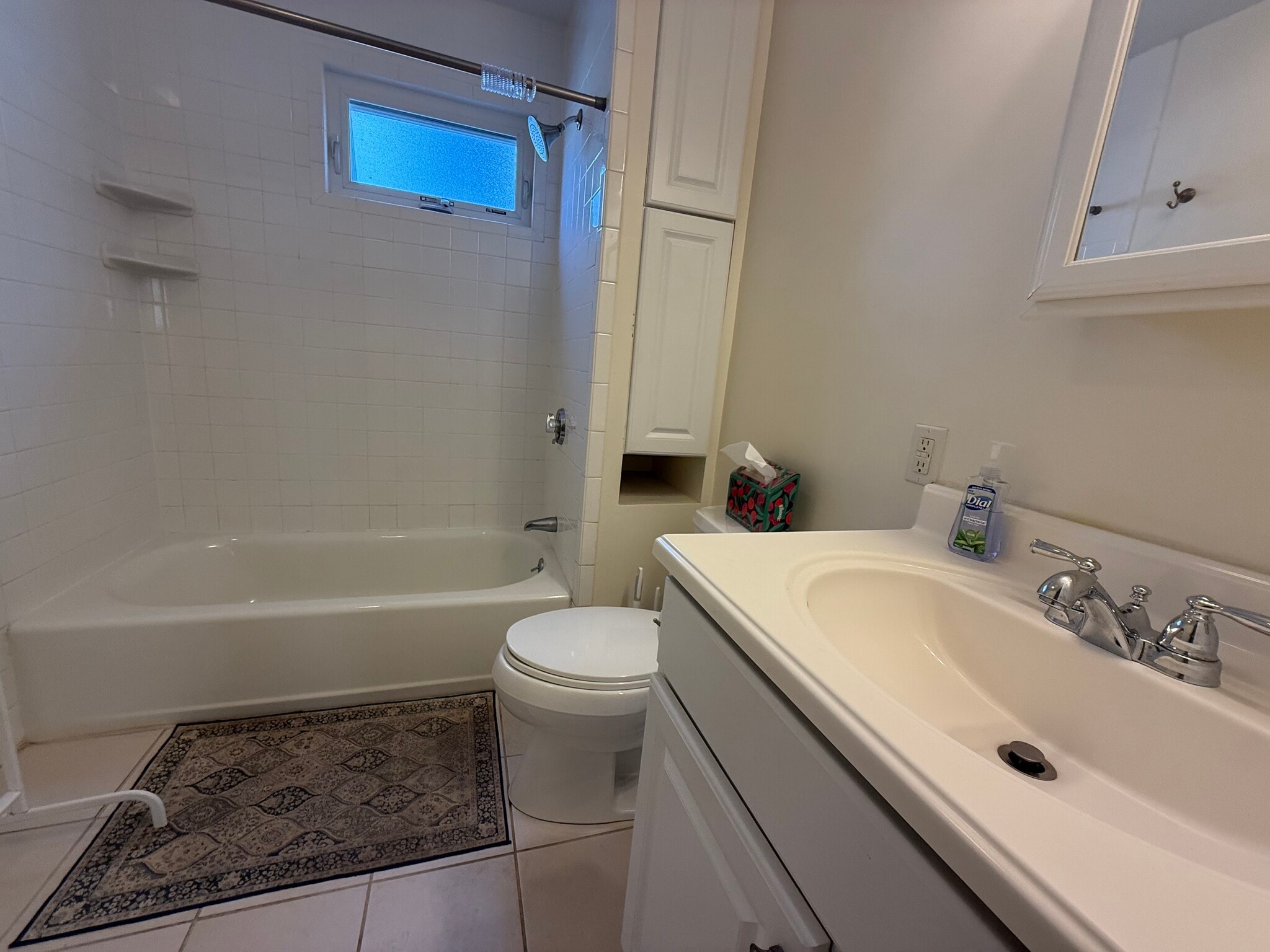 Building Photo - 53 Litchfield St