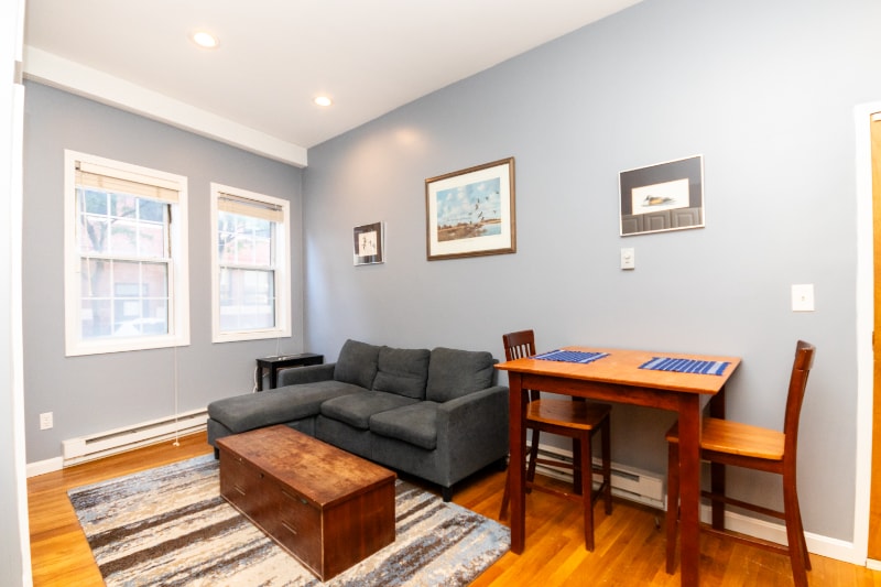 Building Photo - 342 North St