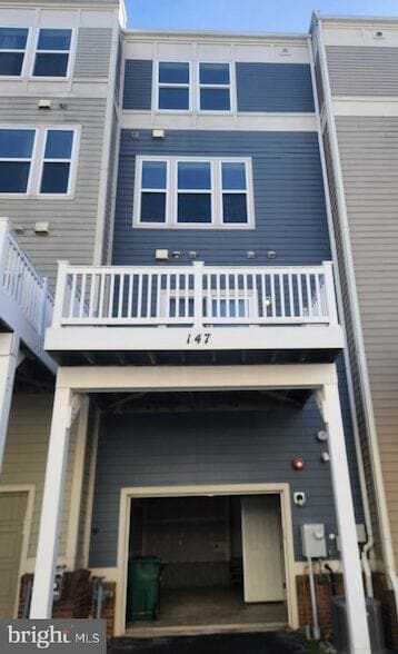 Building Photo - 147 Decoverly Dr