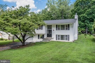 Building Photo - 11733 Ambleside Dr