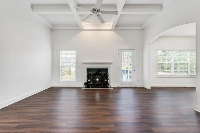 Building Photo - Beautiful home in Longcreek Plantation- Heritage Forest