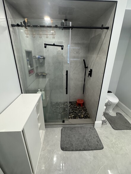 Building Photo - 195 Neponset Ave