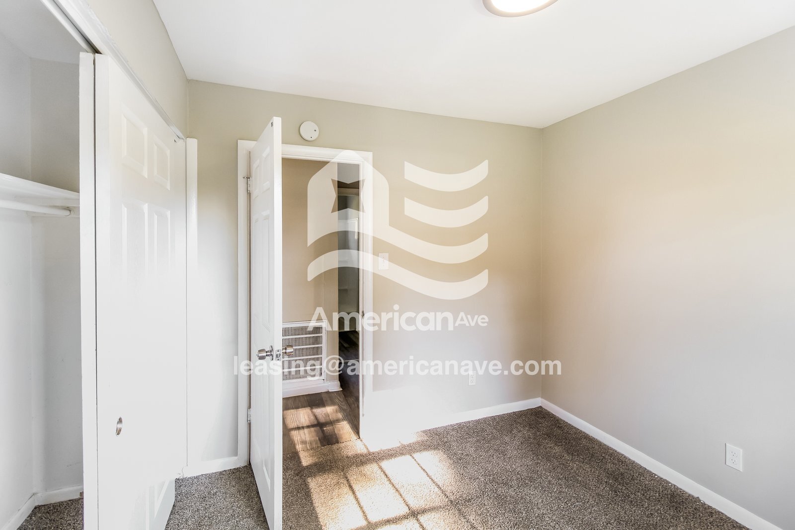 Building Photo - 211 Stevens St