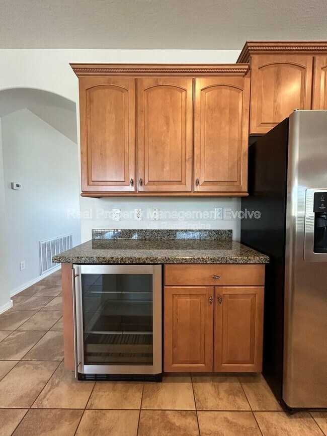 Building Photo - 9707 S 45th Ave