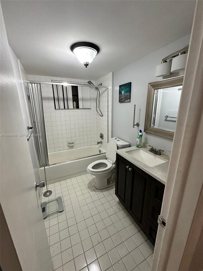 Building Photo - 8040 Hampton Blvd