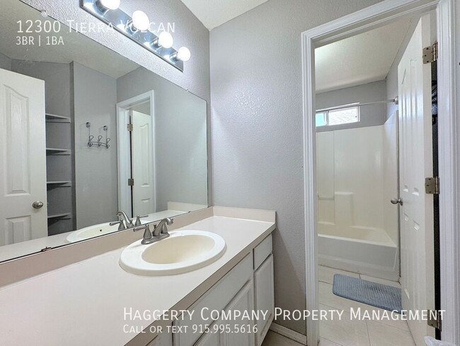 Building Photo - 12300 Tierra Volcan Ave