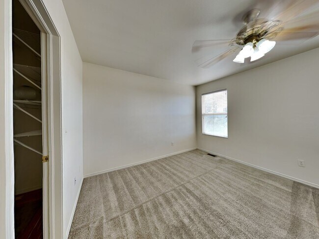 Building Photo - 7265 Waterman Way