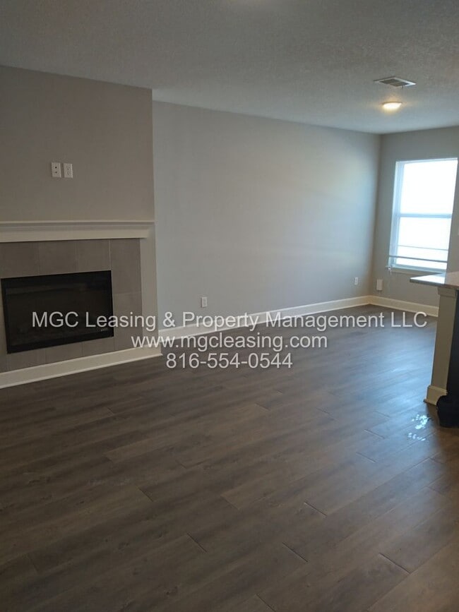 Building Photo - SERRANO, DURANGO LUXURY TOWNHOME: COMMUTER...