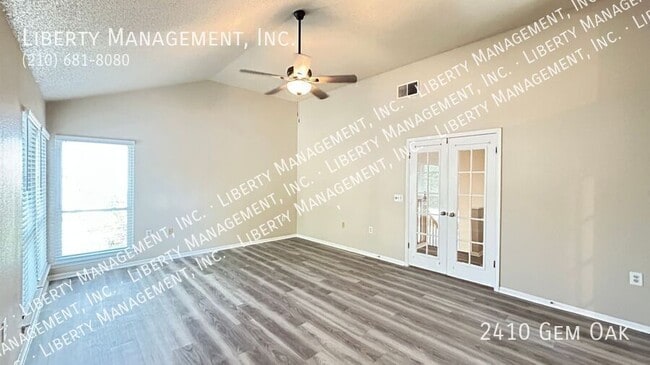 Building Photo - 2410 Gem Oak