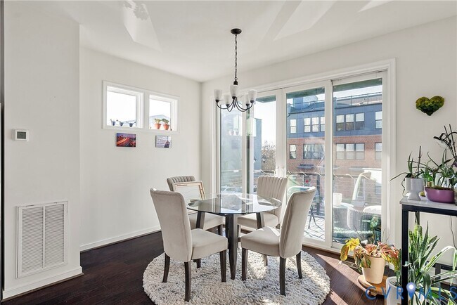 Building Photo - 5271 Old Main St