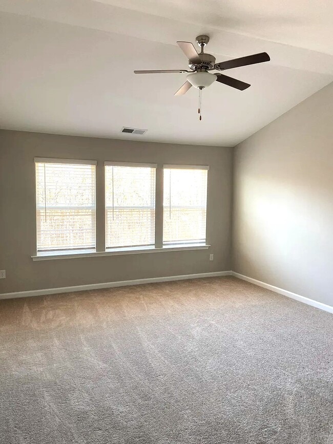 Building Photo - 1377 Elderwood Way