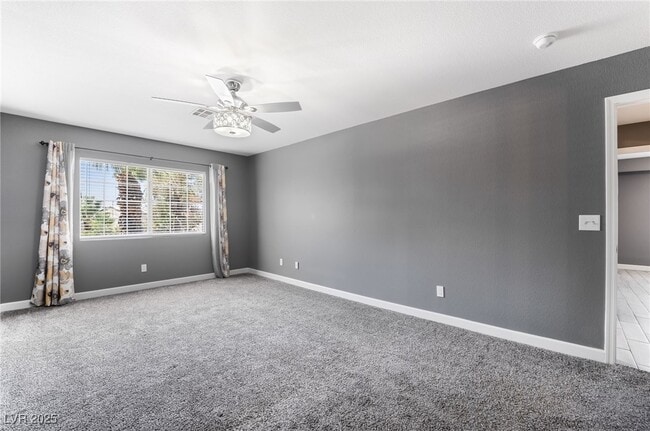 Building Photo - 683 Ambling Gait Ave