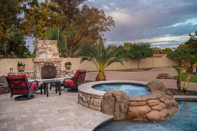 Building Photo - 12131 E Cloud Rd