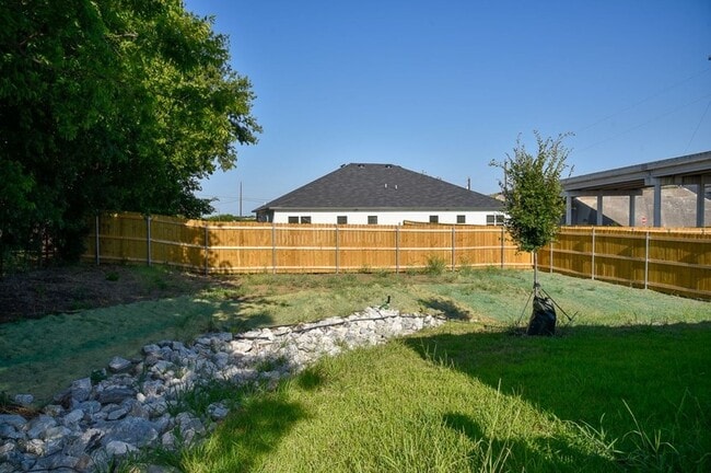 Building Photo - 3/2/2 New Build Duplex