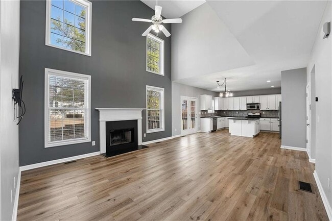 Building Photo - 1304 Kirkwood Ln