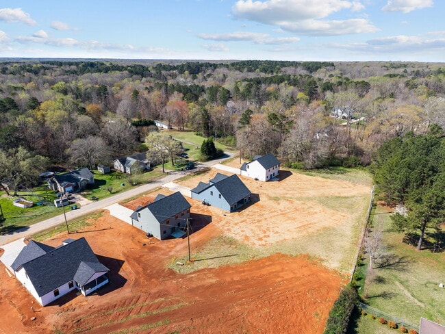 Building Photo - 1020 Gibson Rd